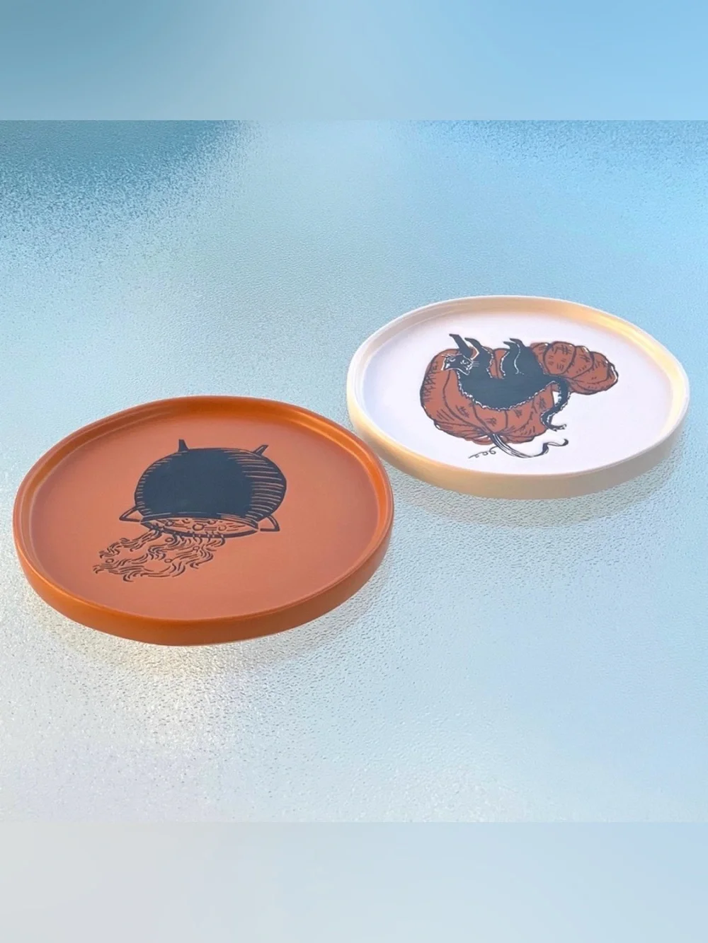 Halloween Stoneware Scared Cat and Cauldron Appetizer Plates ~ Set of 2